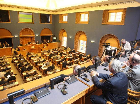 Riigikogu esimees Ene Ergma avas XI Riigikogu 4. istungjärgu, 2008